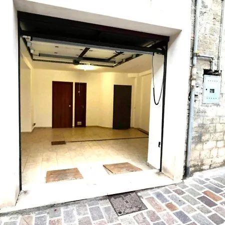 Ch & Privateparking - Corso 18 Agosto - Appartement Potenza