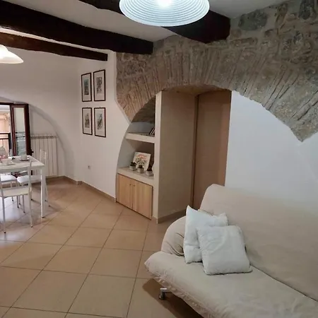 Ch & Privateparking - Corso 18 Agosto - Apartment Potenza