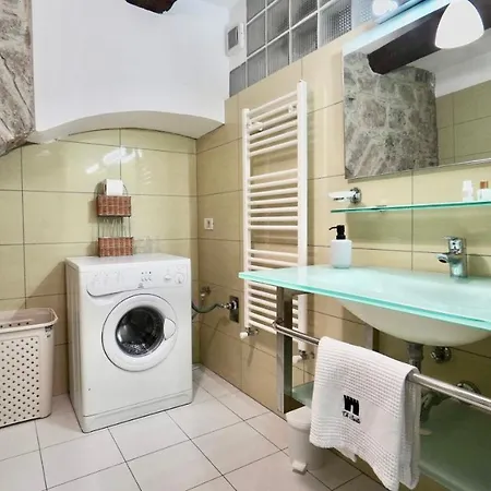 Ch & Privateparking - Corso 18 Agosto - Apartment *