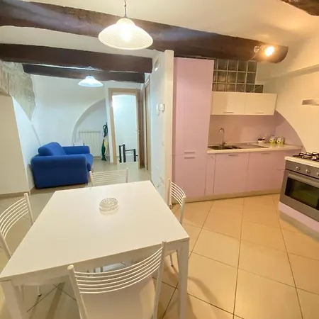 Appartement Ch & Privateparking - Corso 18 Agosto - *