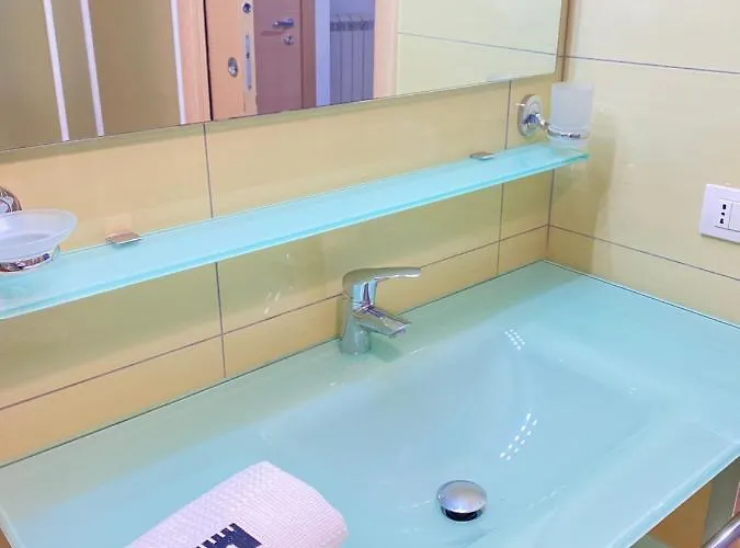 Ch & Privateparking - Corso 18 Agosto - Apartment Potenza