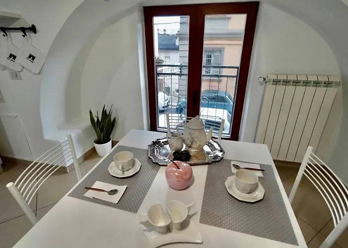 Ch & Privateparking - Corso 18 Agosto - Apartment Potenza